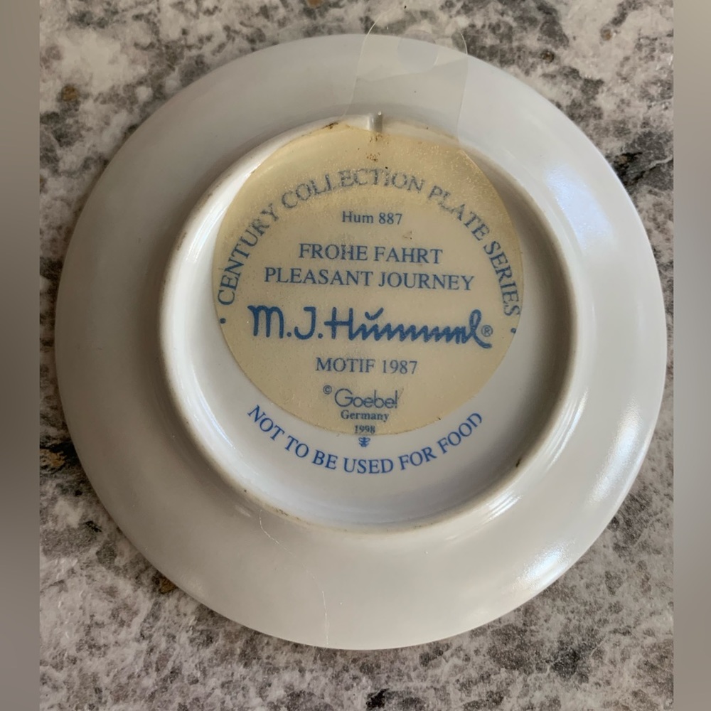 Goebel Hummel Century Collection...Pleasant Journey - Picture 3 of 4